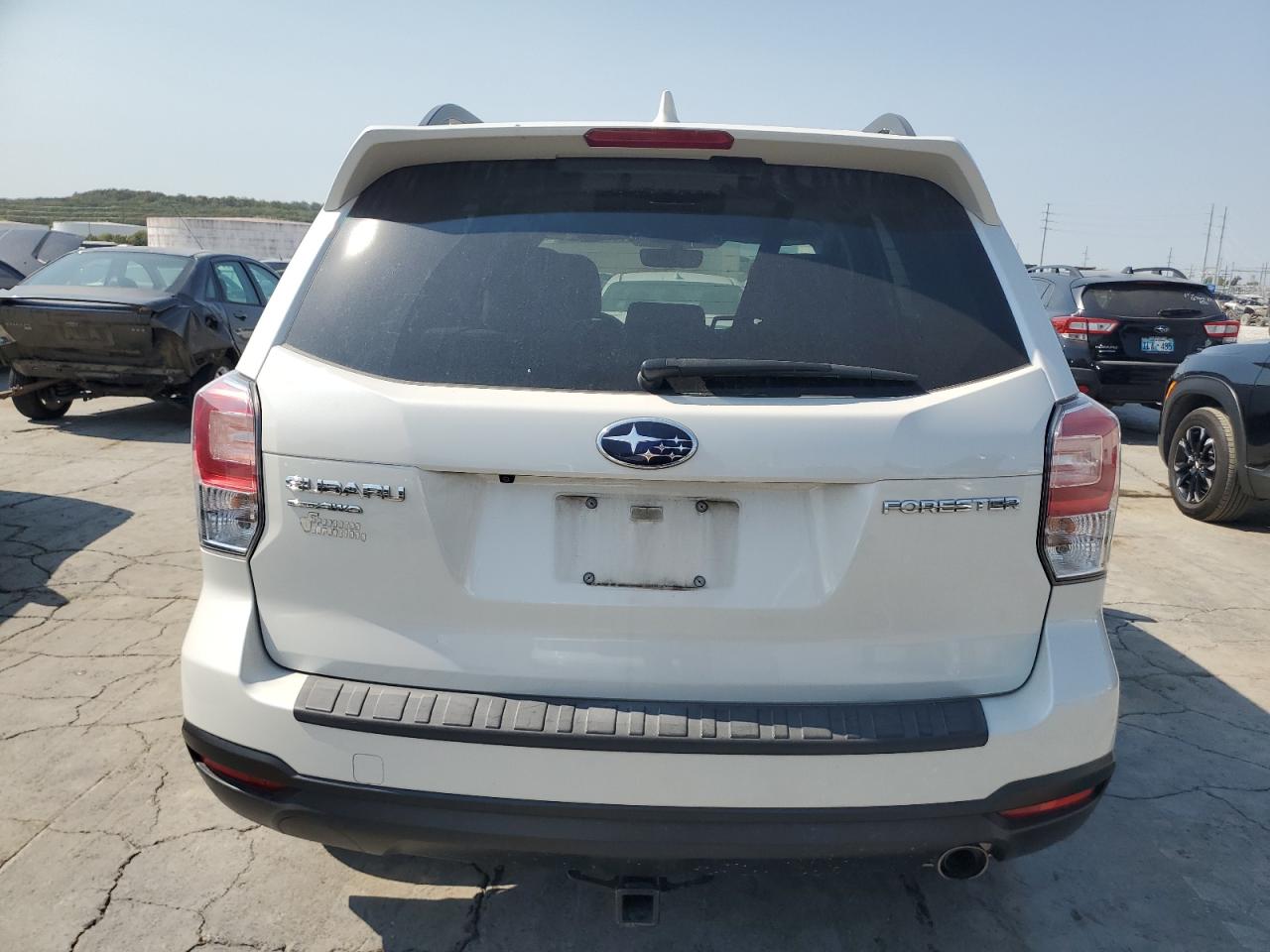 2018 Subaru Forester 2.5I Limited VIN: JF2SJAJC8JH531181 Lot: 73155714