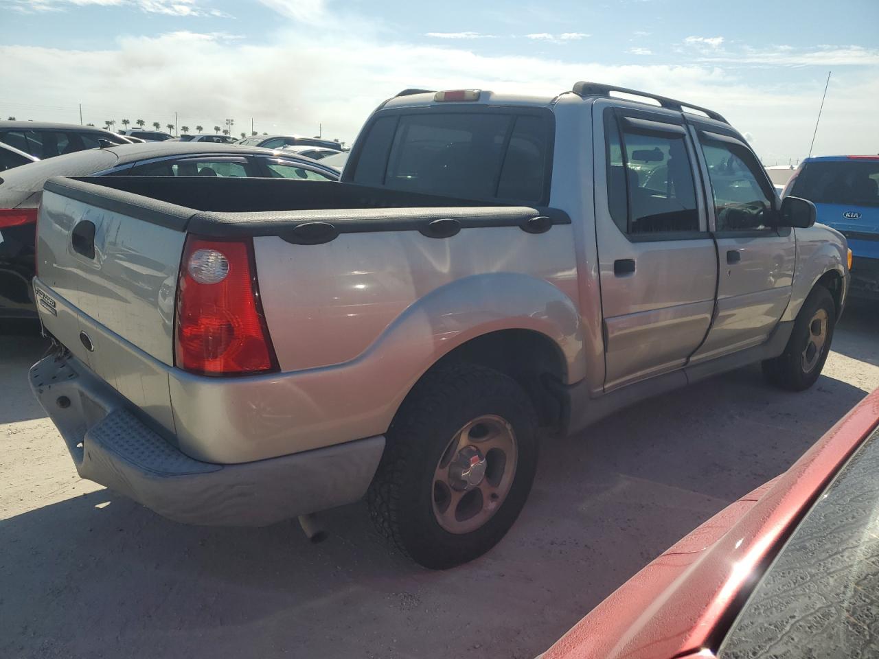 2004 Ford Explorer Sport Trac VIN: 1FMZU67K04UC35434 Lot: 74683094