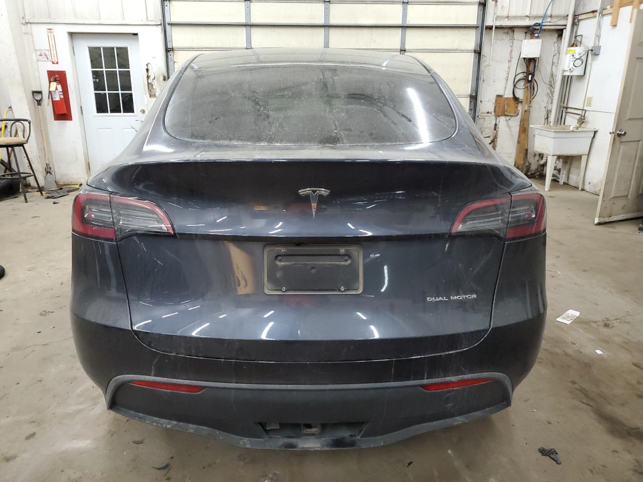 2024 Tesla Model Y VIN: 7SAYGDEEXRA246644 Lot: 76531714