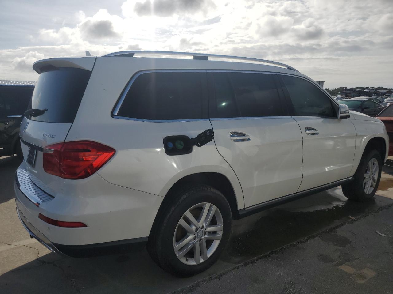 VIN 4JGDF2EE0EA327513 2014 MERCEDES-BENZ GL-CLASS no.3