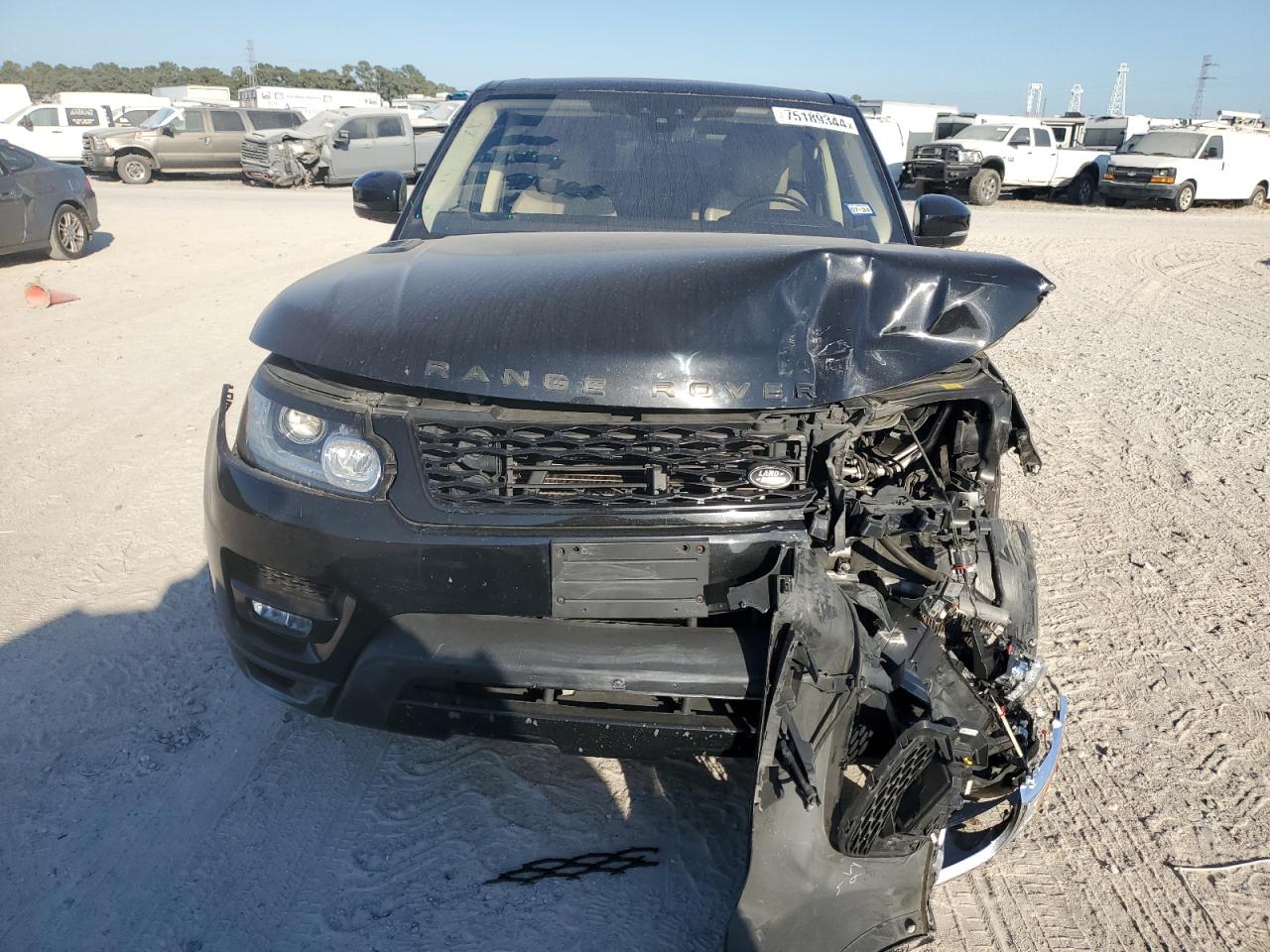 2017 Land Rover Range Rover - Image 5