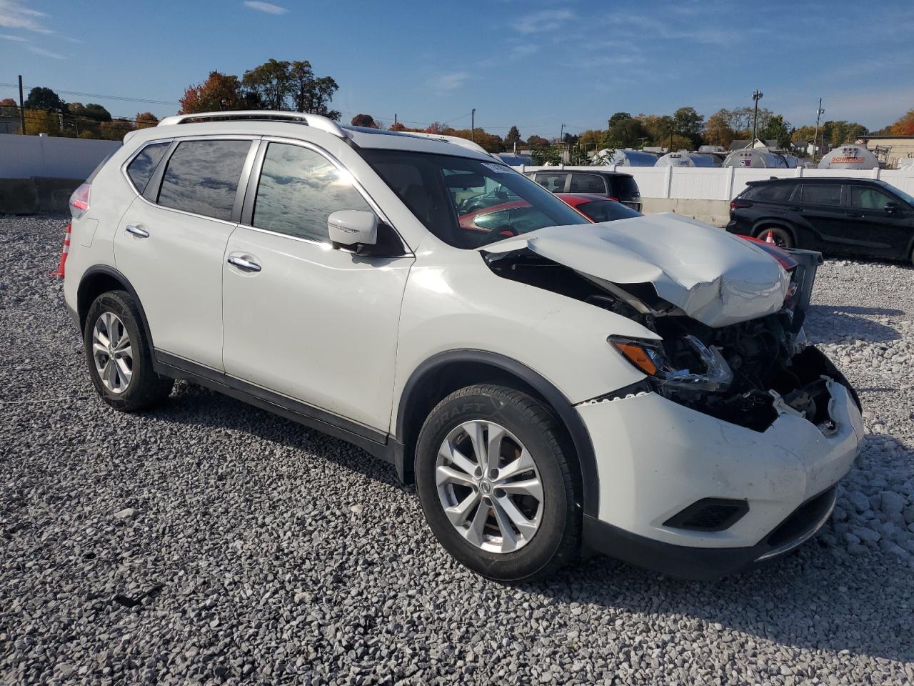 2015 Nissan Rogue - Image 4