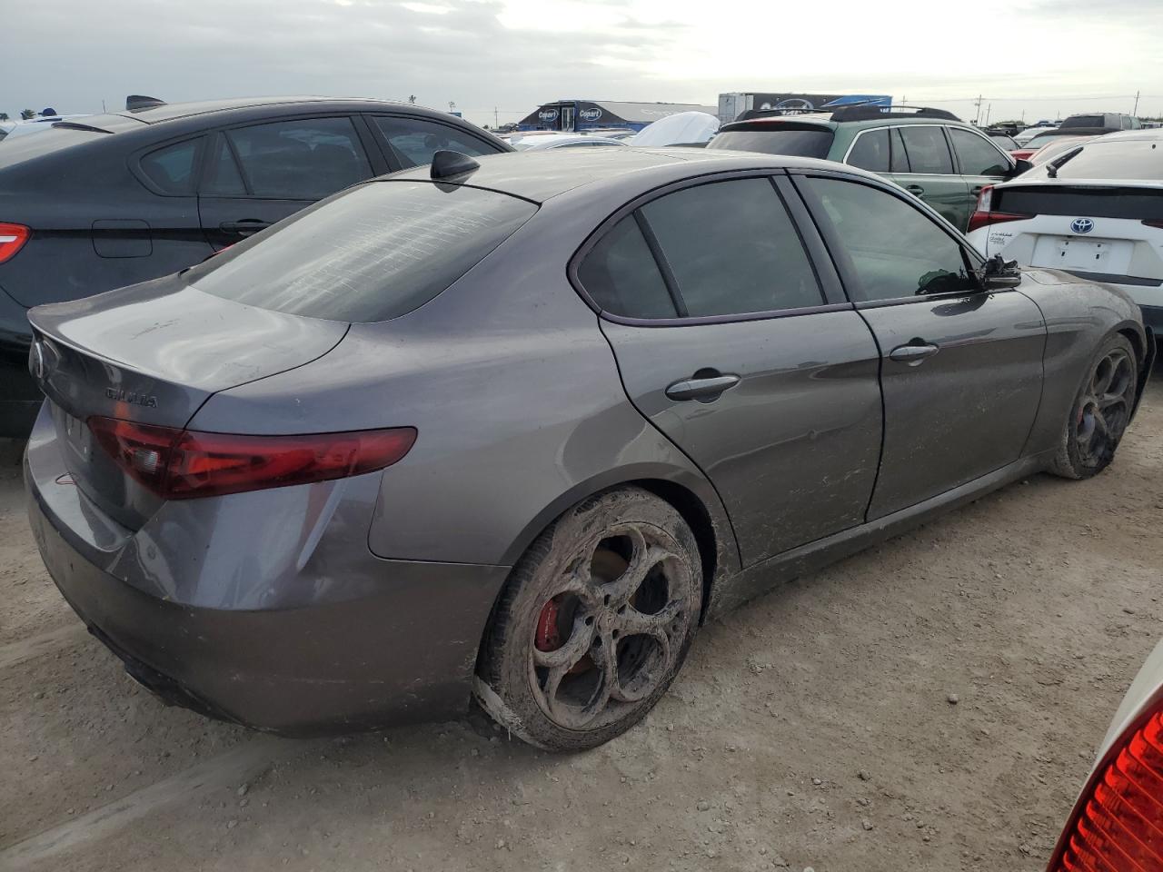 2018 Alfa Romeo Giulia - Image 3