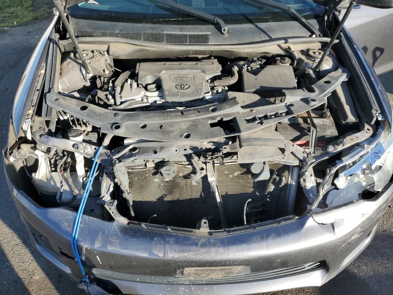 2014 Toyota Camry - Image 11