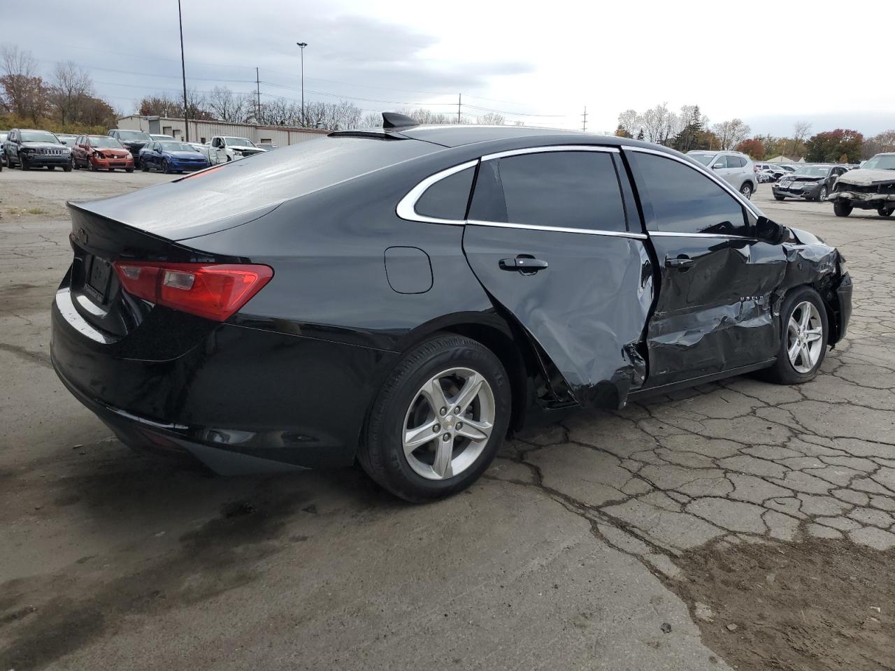 2018 Chevrolet Malibu - Image 3