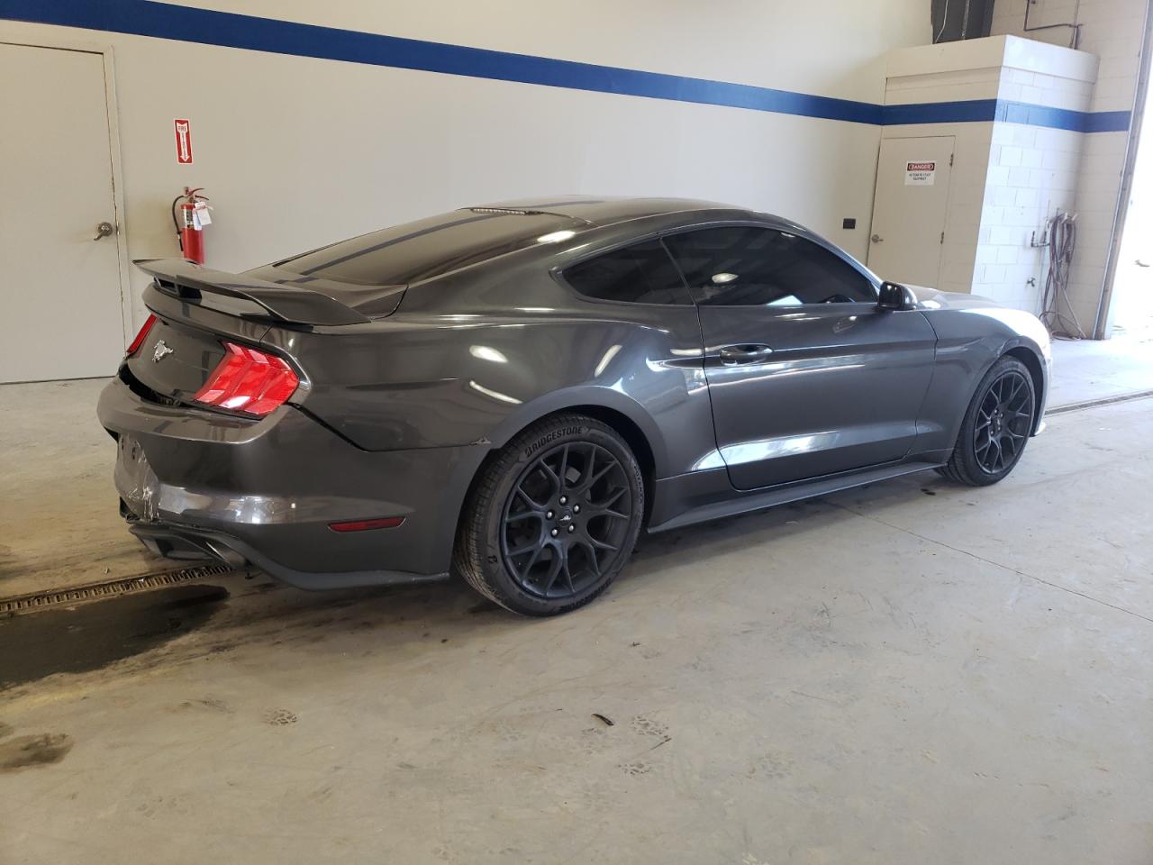 2018 Ford Mustang VIN: 1FA6P8TH0J5175087 Lot: 74674654