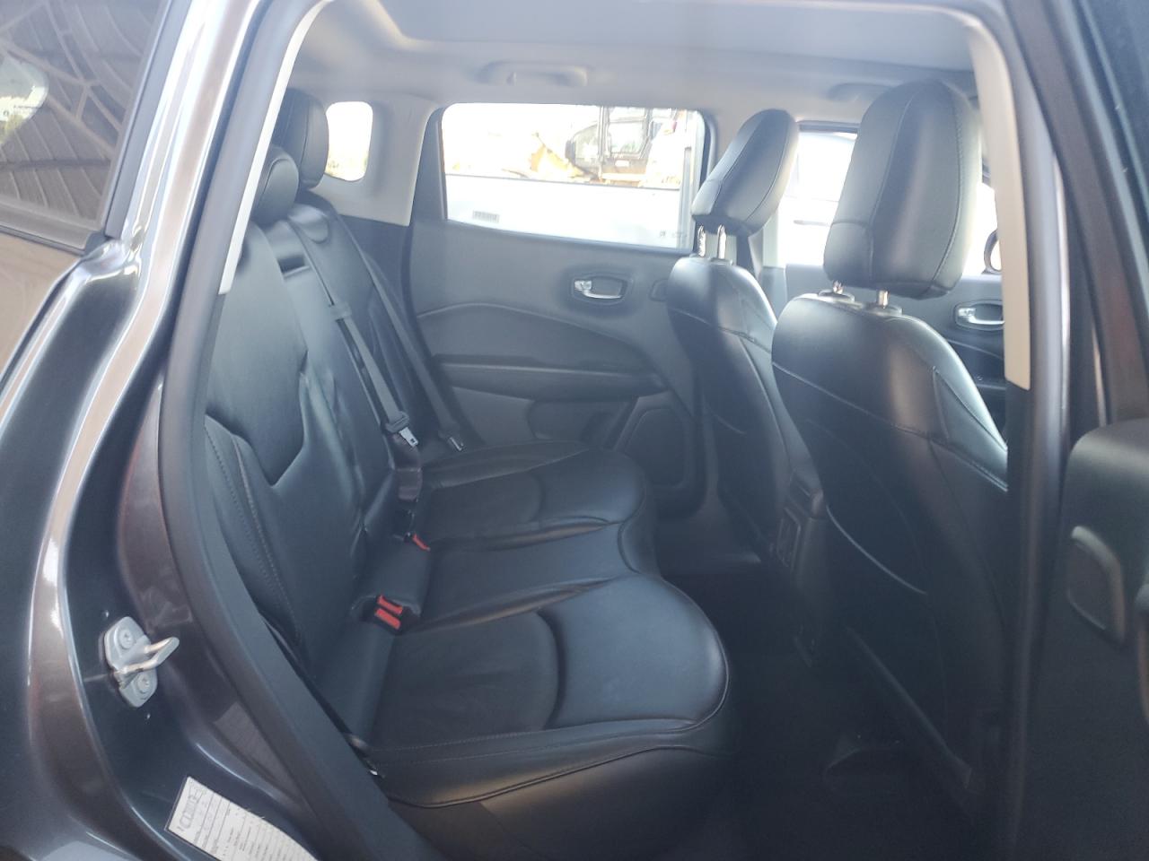 2021 Jeep Compass - Image 11