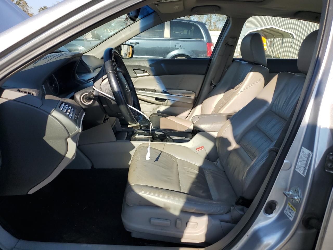 2009 Honda Accord - Image 7