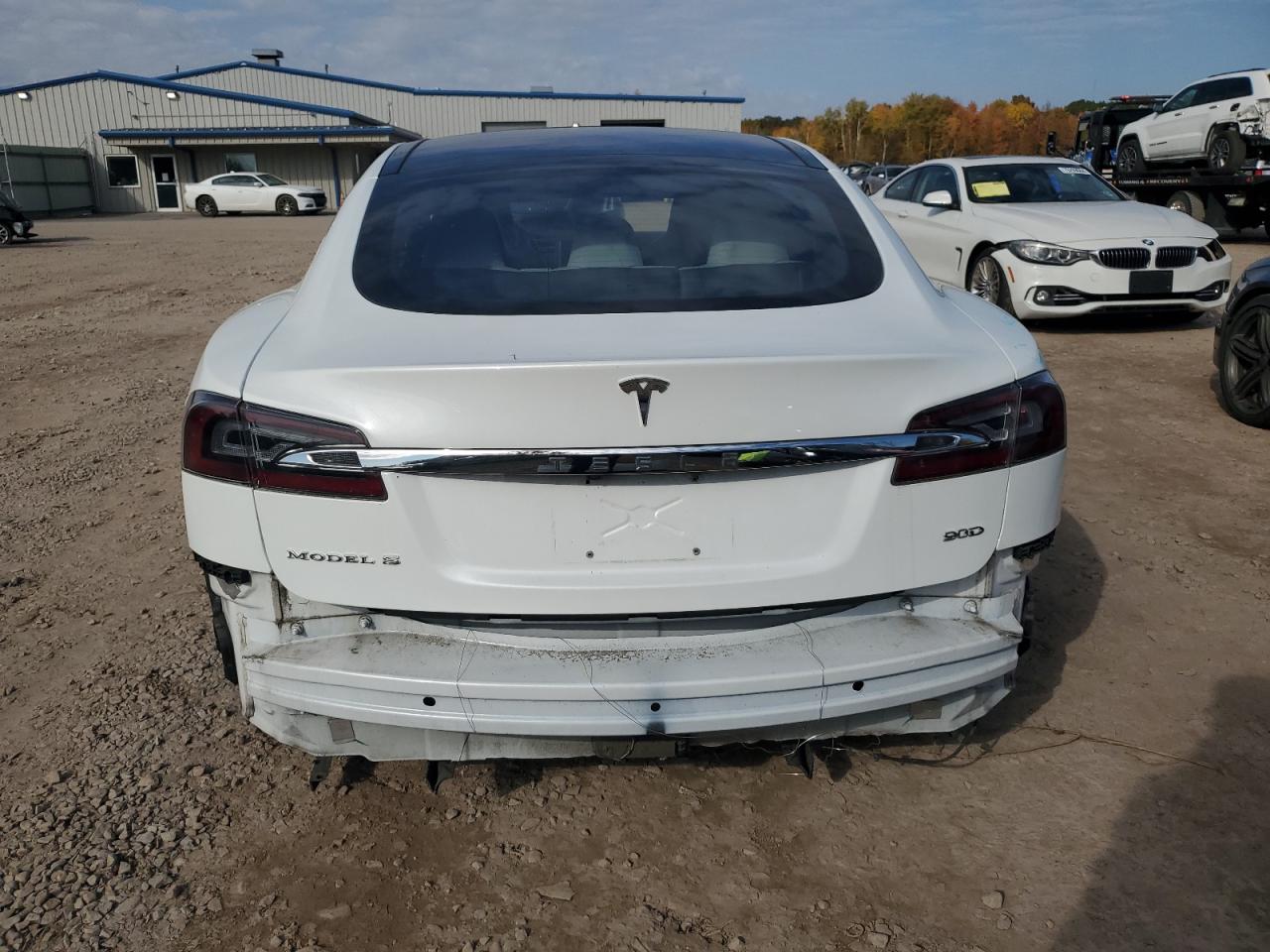 2016 Tesla Model S VIN: 5YJSA1E28GF128665 Lot: 76455504