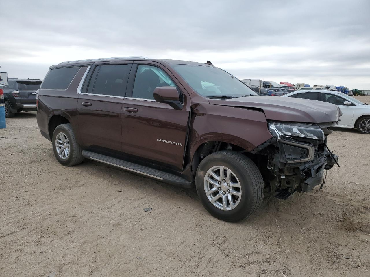 2022 Chevrolet Suburban - Image 4