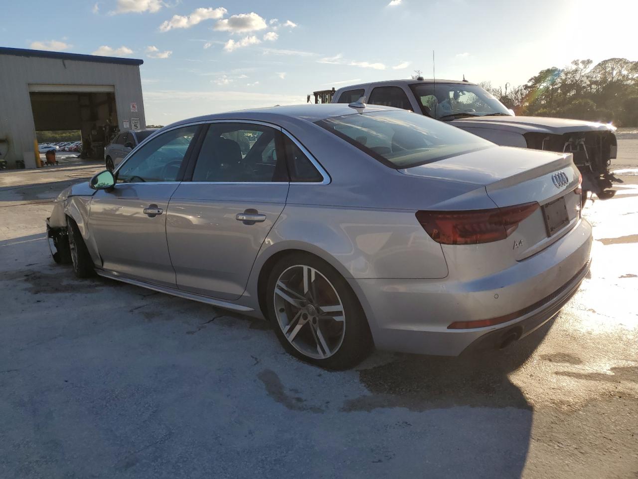 2018 Audi A4 - Image 2