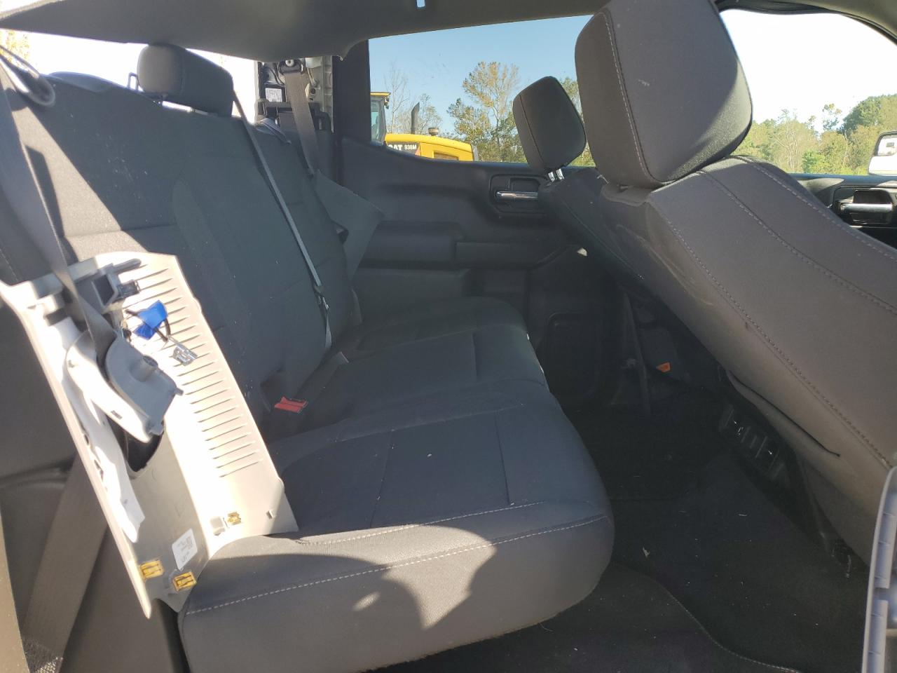 2021 Chevrolet Silverado - Image 10
