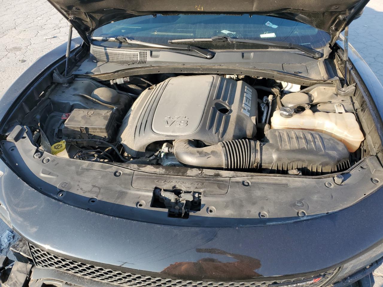 2018 Dodge Charger - Image 11