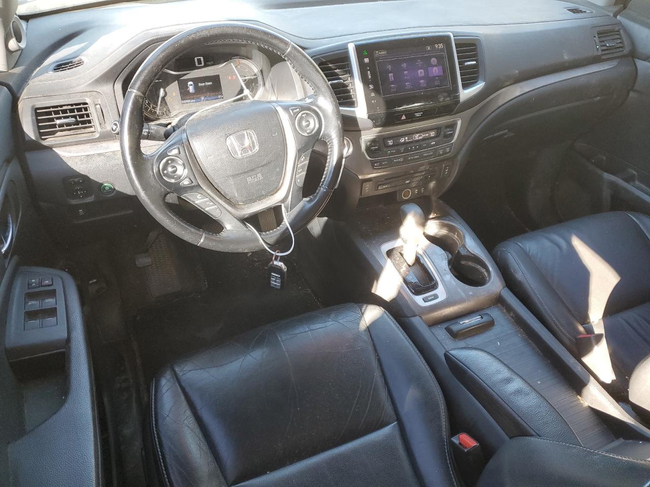 2016 Honda Pilot - Image 8