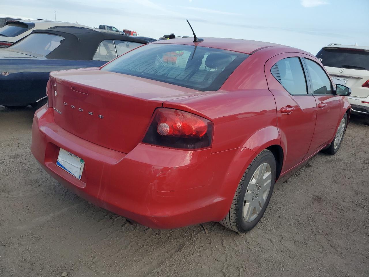2014 Dodge Avenger - Image 3