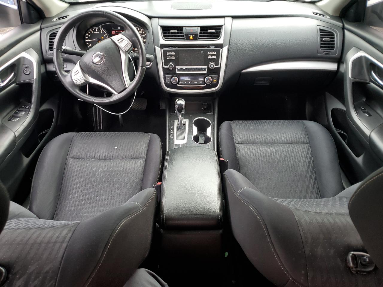2018 Nissan Altima - Image 8