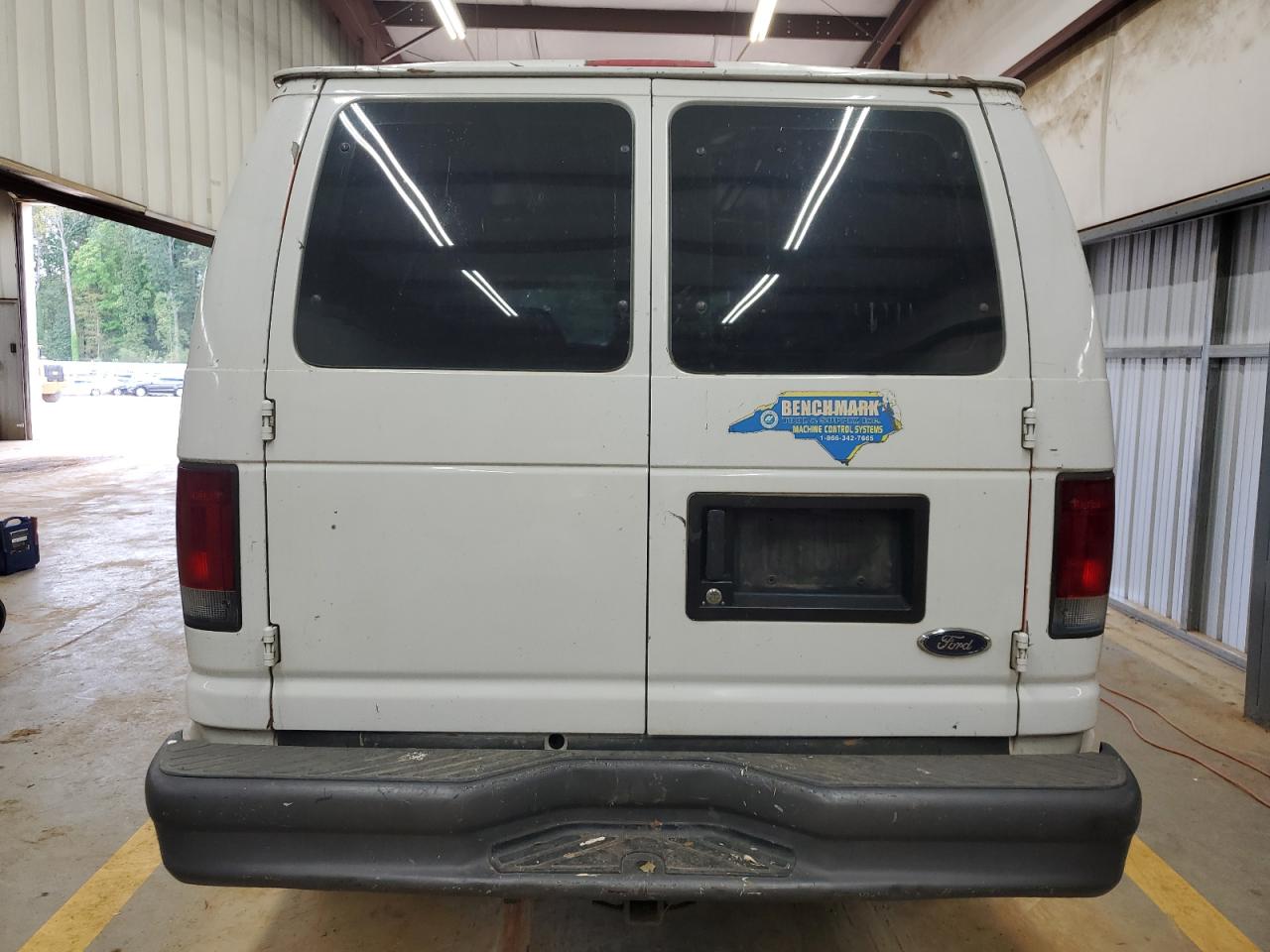 2007 Ford Econoline E250 Van VIN: 1FTNE24WX7DA57245 Lot: 72987334