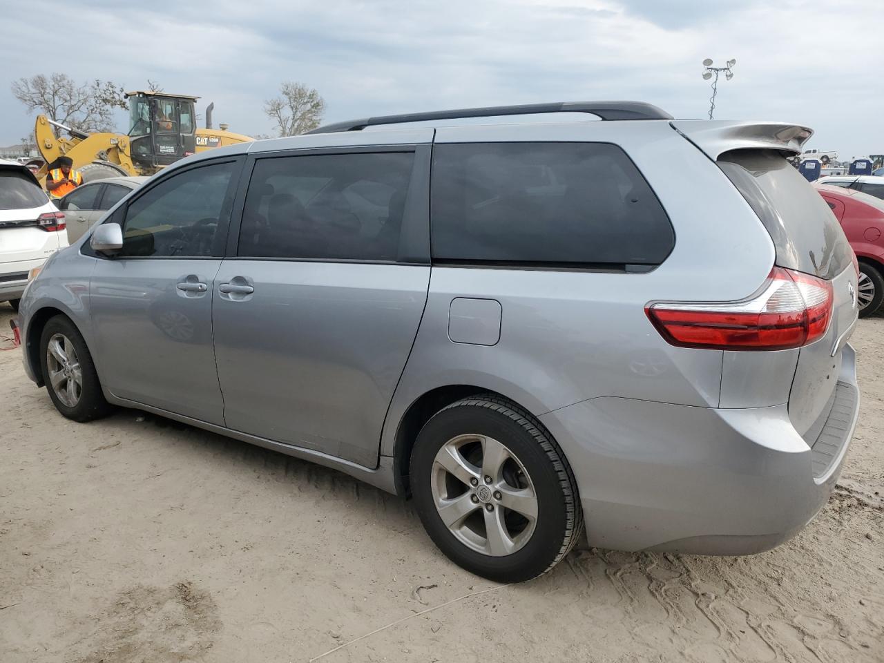 2016 Toyota Sienna Le VIN: 5TDKK3DC2GS731853 Lot: 76275874