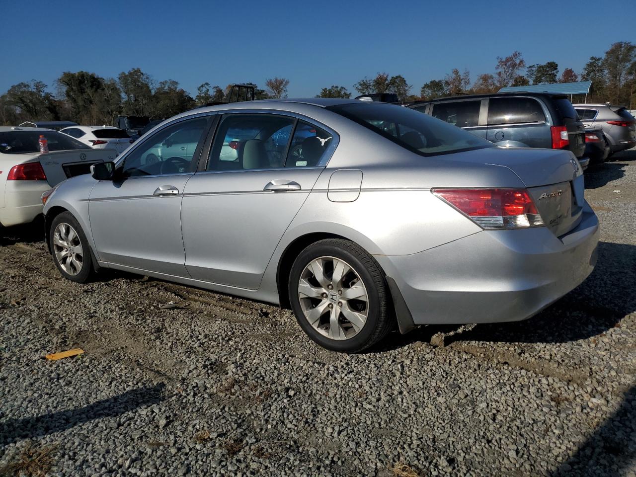 2009 Honda Accord - Image 2