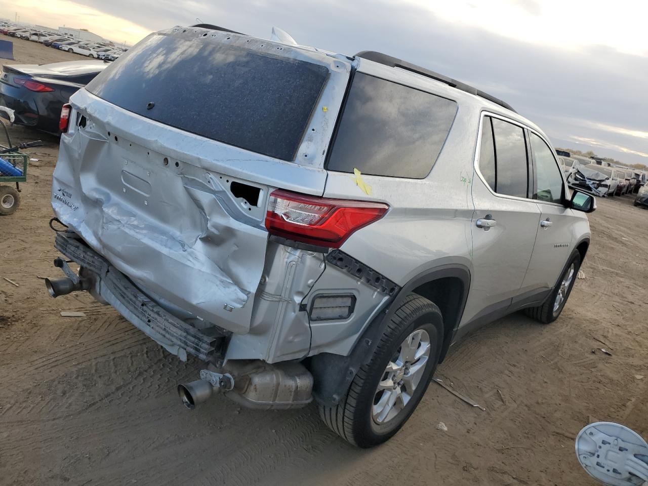 2021 Chevrolet Traverse - Image 3