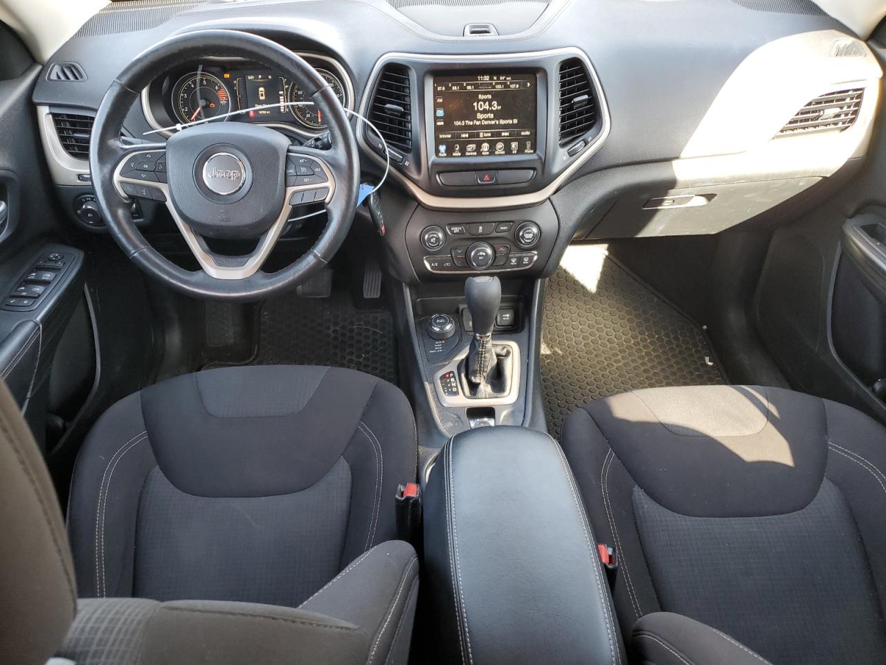 2016 Jeep Grand Cherokee - Image 8