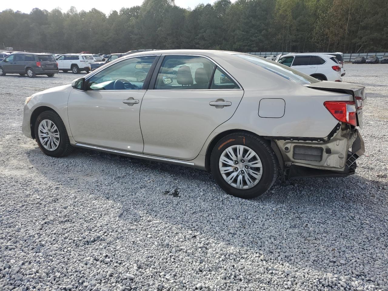 VIN 4T1BF1FK3DU289052 2013 TOYOTA CAMRY no.2