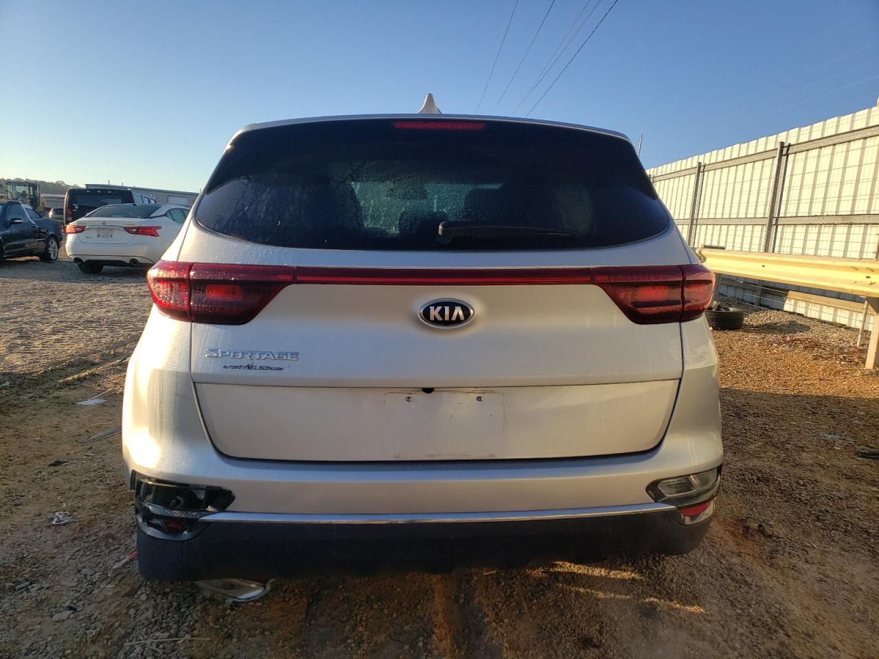 2020 Kia Sportage Lx VIN: KNDPMCAC8L7677385 Lot: 76984374