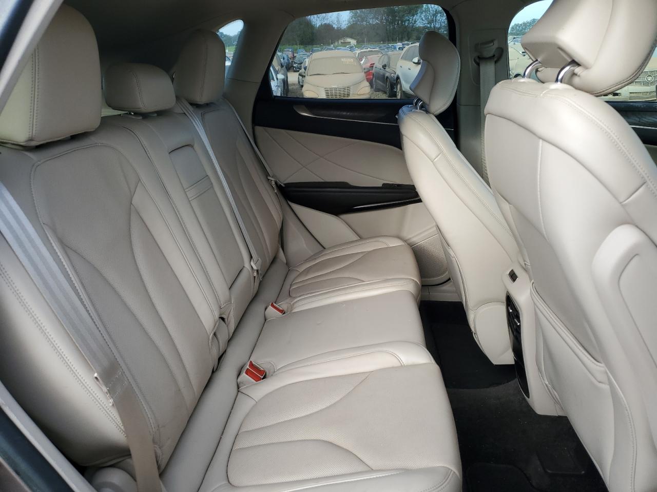 2018 Lincoln MKC - Image 10