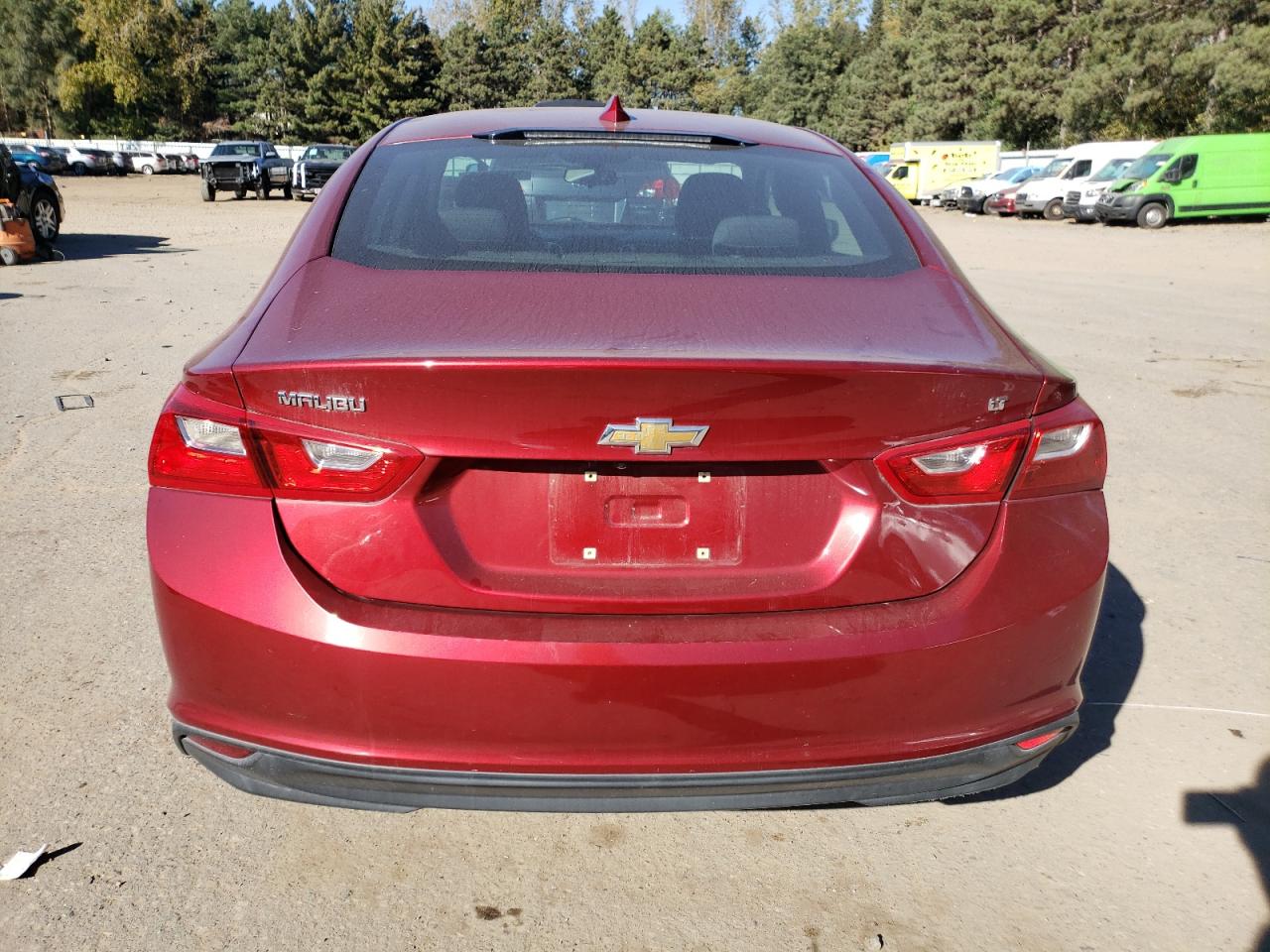 1G1ZD5ST2JF191492 2018 Chevrolet Malibu Lt