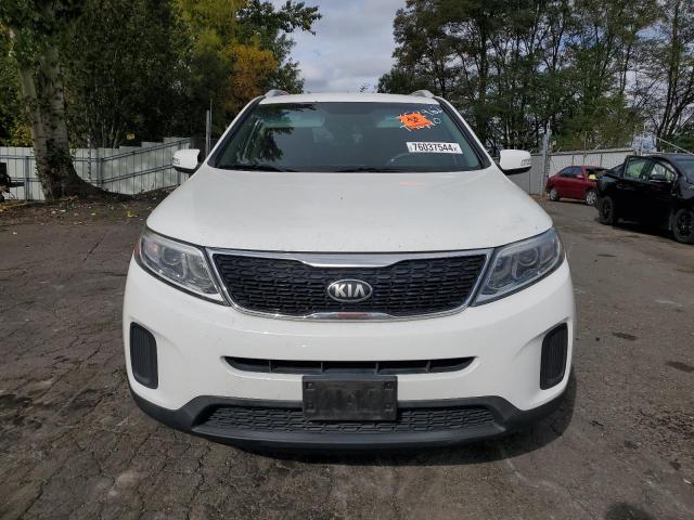  KIA SORENTO 2015 Белый