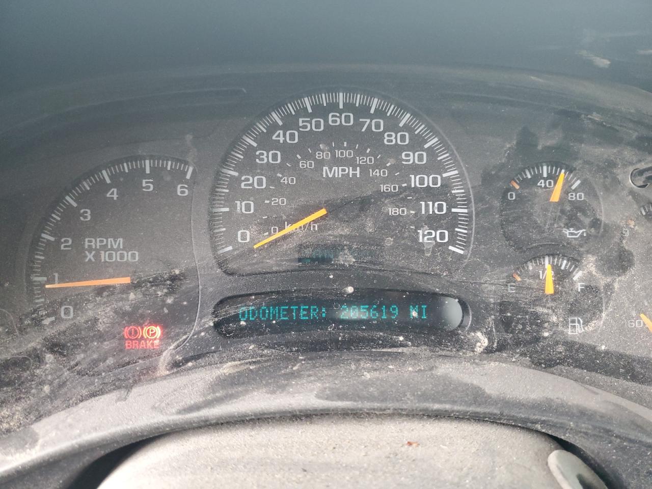 2005 Chevrolet Silverado - Image 9