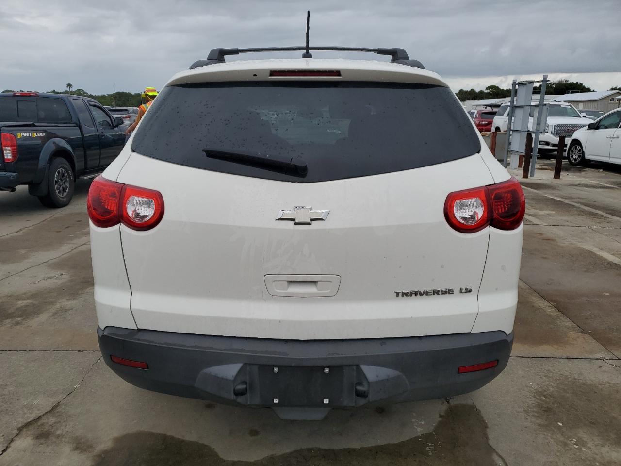 2011 Chevrolet Traverse Ls VIN: 1GNKRFED3BJ416187 Lot: 74259764