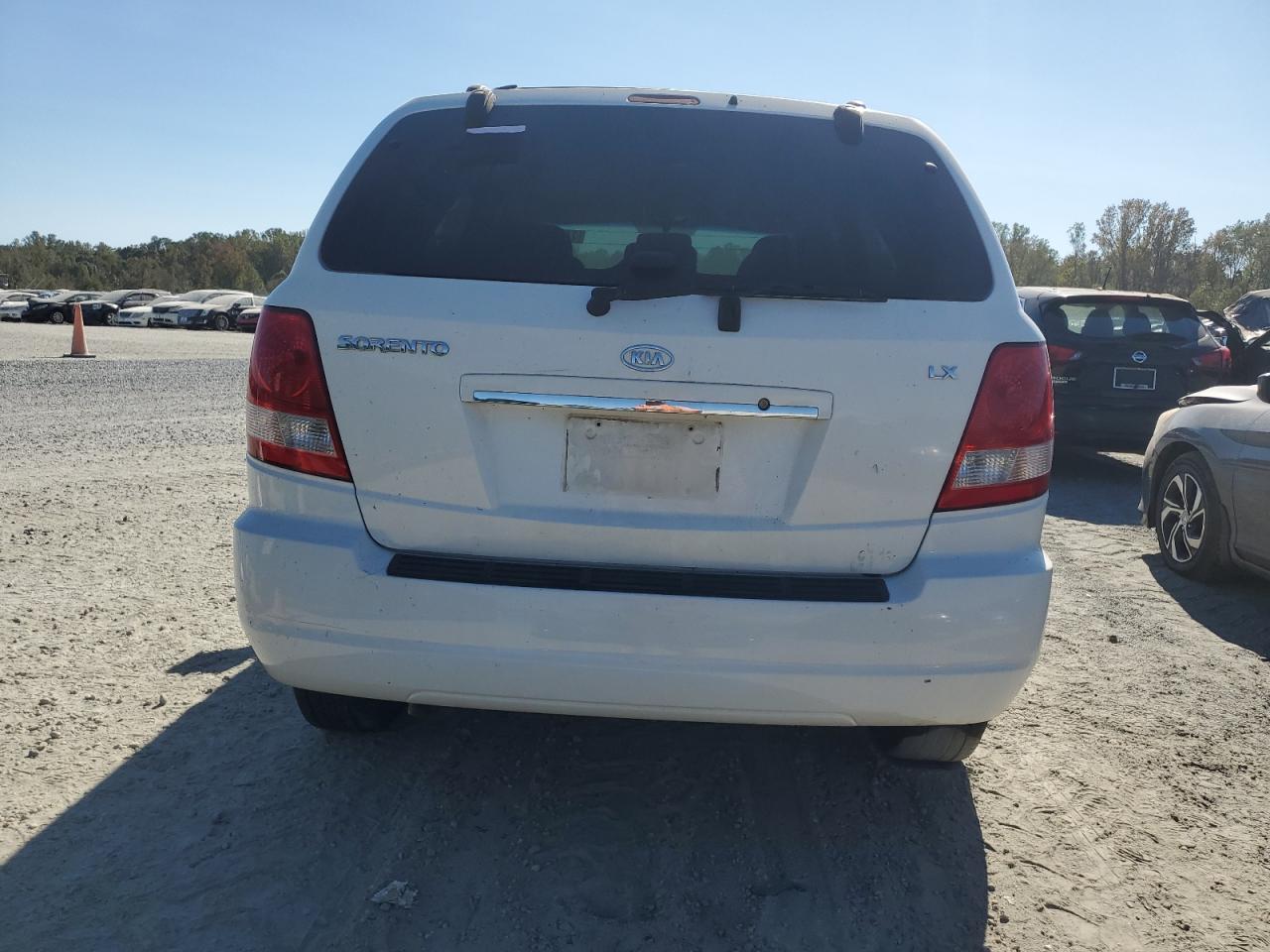 2005 Kia Sorento - Image 6