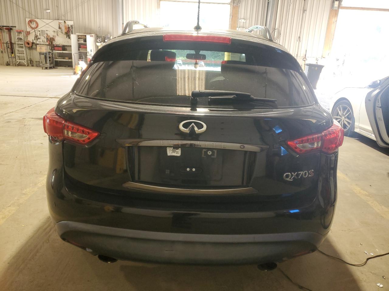 JN8CS1MUXGM670138 2016 Infiniti Qx70