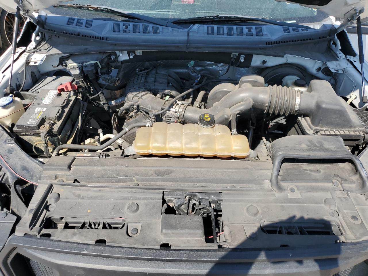 2016 Ford F-150 - Image 11