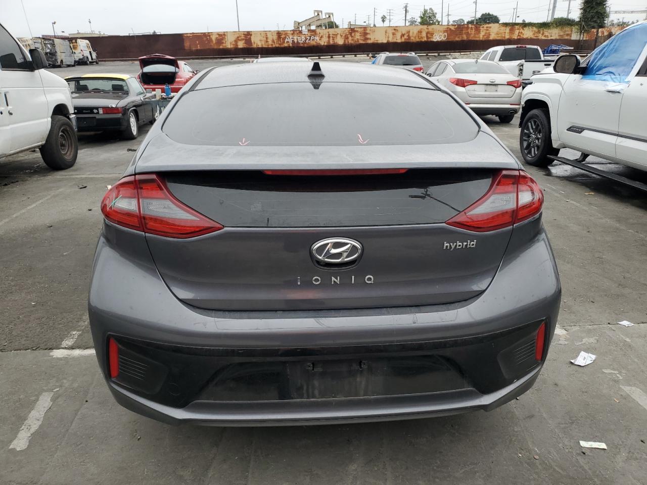 KMHC75LC7JU060648 2018 Hyundai Ioniq Sel