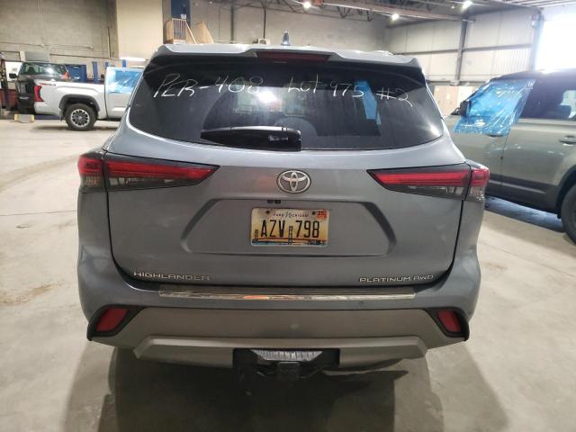 2022 TOYOTA HIGHLANDER PLATINUM