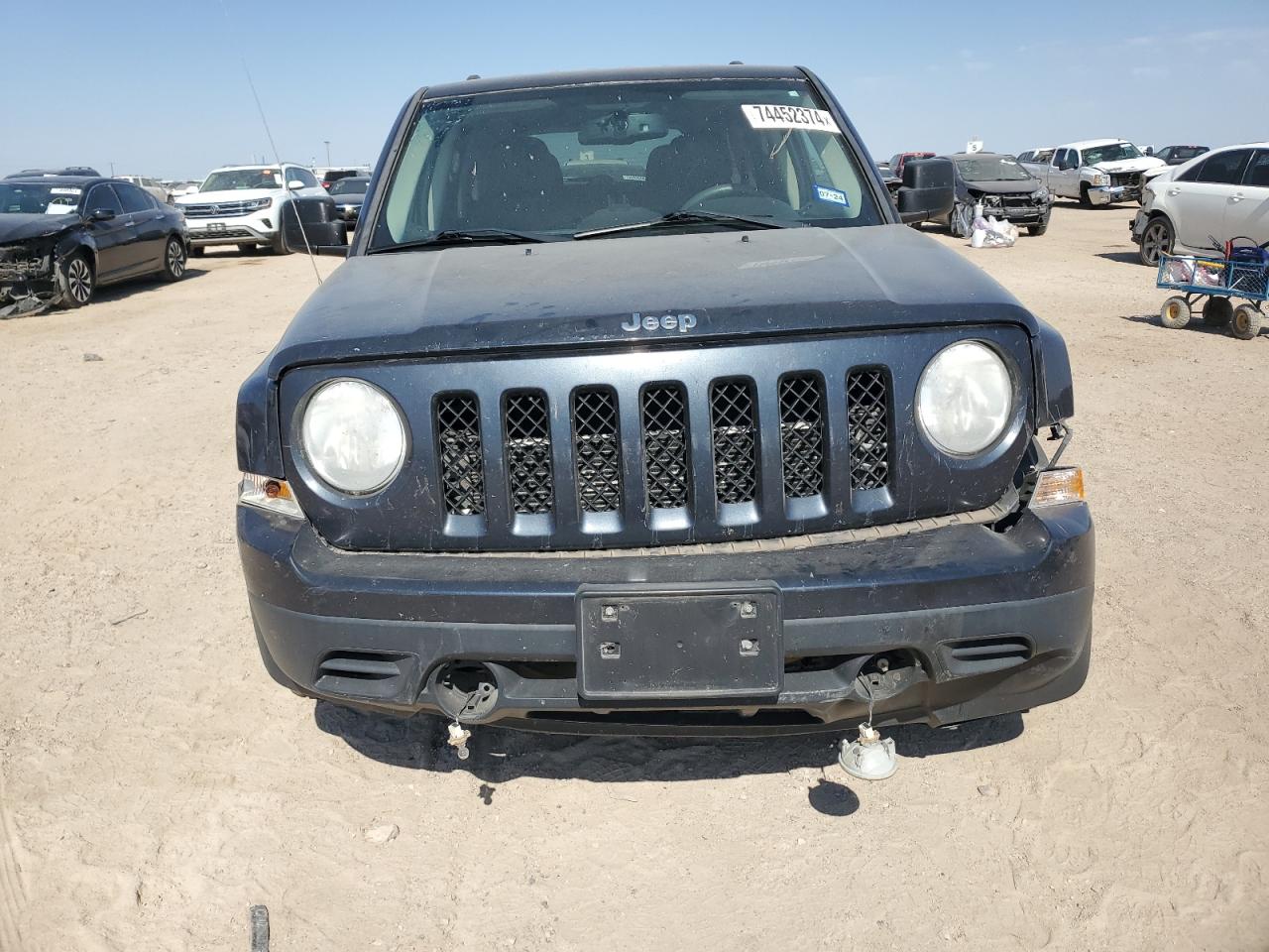 VIN 1C4NJPBA2ED632368 2014 JEEP PATRIOT no.5