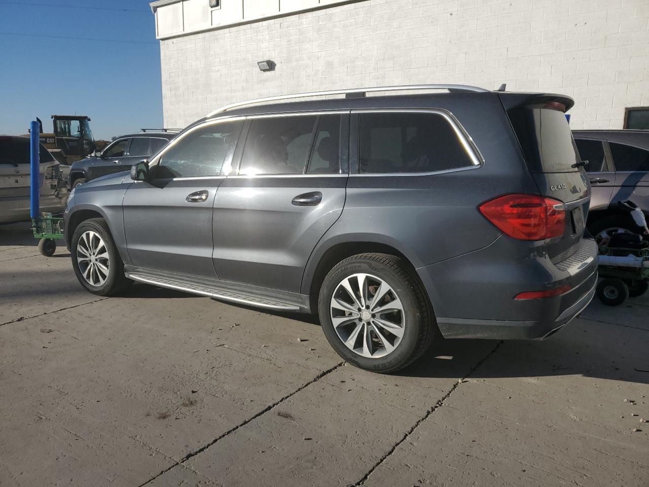 VIN 4JGDF6EE8GA678177 2016 MERCEDES-BENZ GL-CLASS no.2