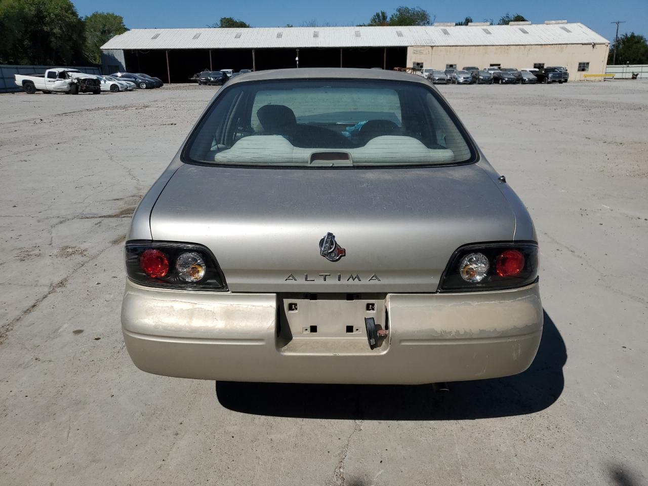 1997 Nissan Altima - Image 6