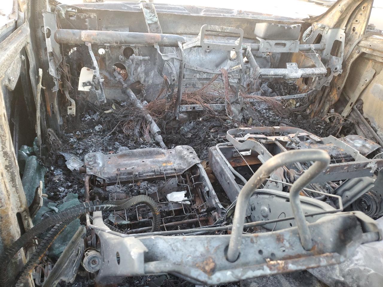 2015 RAM 1500 - Image 8