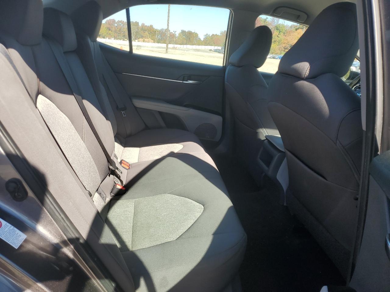 2019 Toyota Camry - Image 11