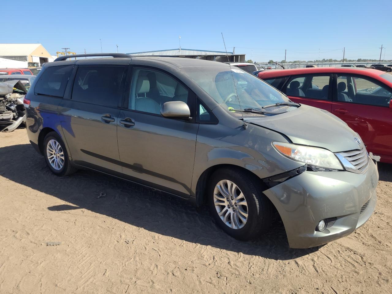 2014 Toyota Sienna Xle VIN: 5TDYK3DC2ES500202 Lot: 75016264