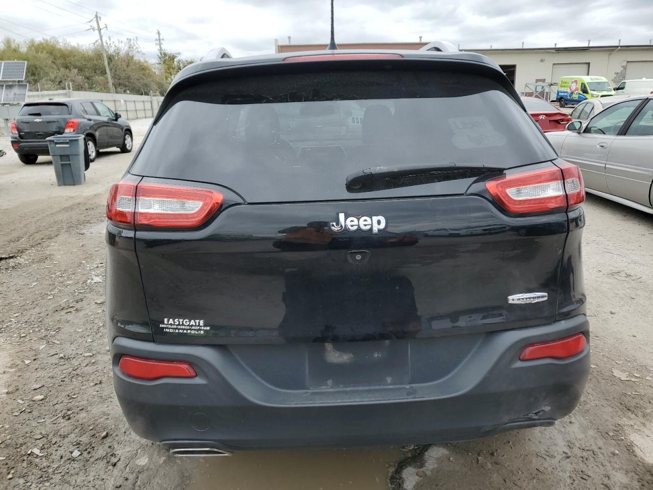 2018 Jeep Cherokee Latitude Plus VIN: 1C4PJLLX1JD524550 Lot: 75652534