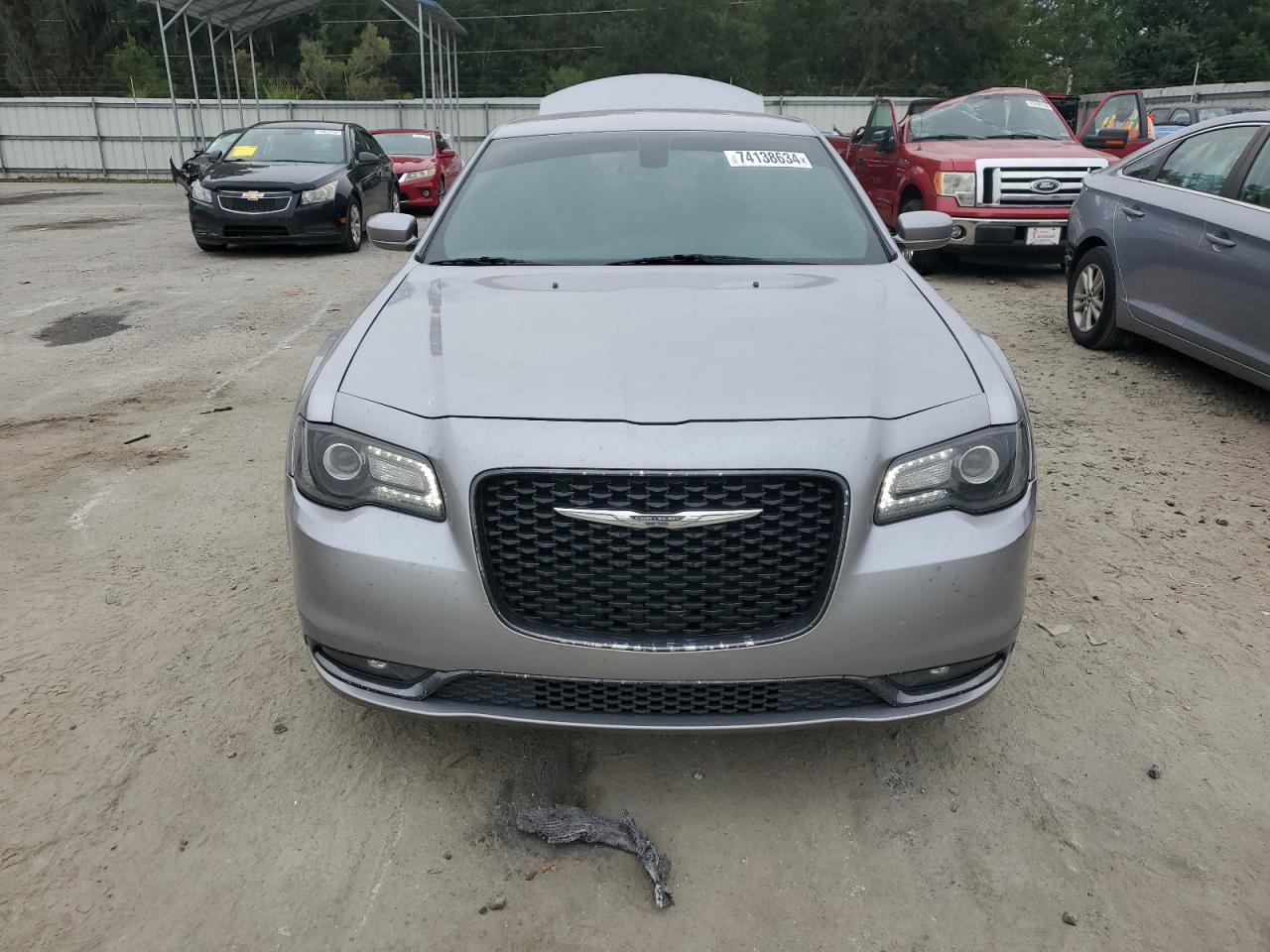 2015 Chrysler 300 - Image 5