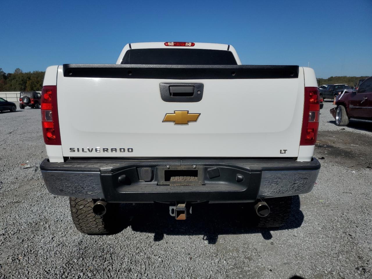 2012 Chevrolet Silverado - Image 6