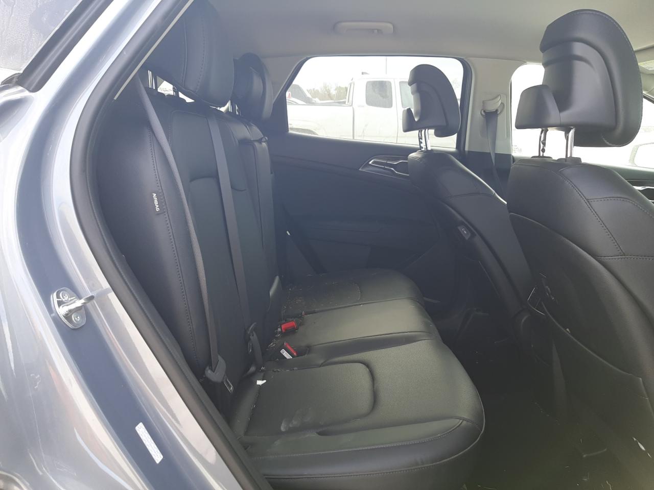 2024 Kia Sportage - Image 11