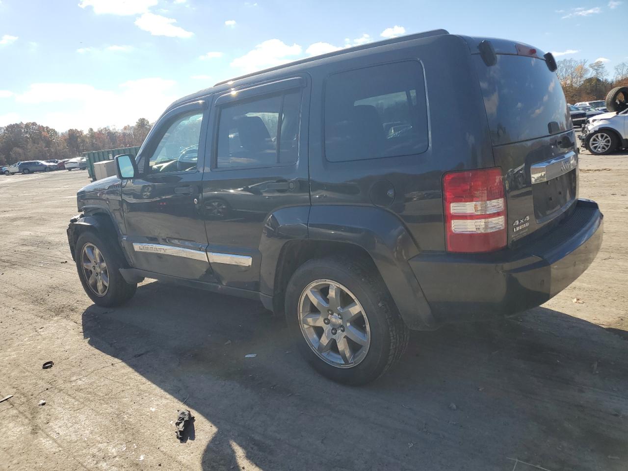 2009 Jeep Liberty (North America) - Image 2