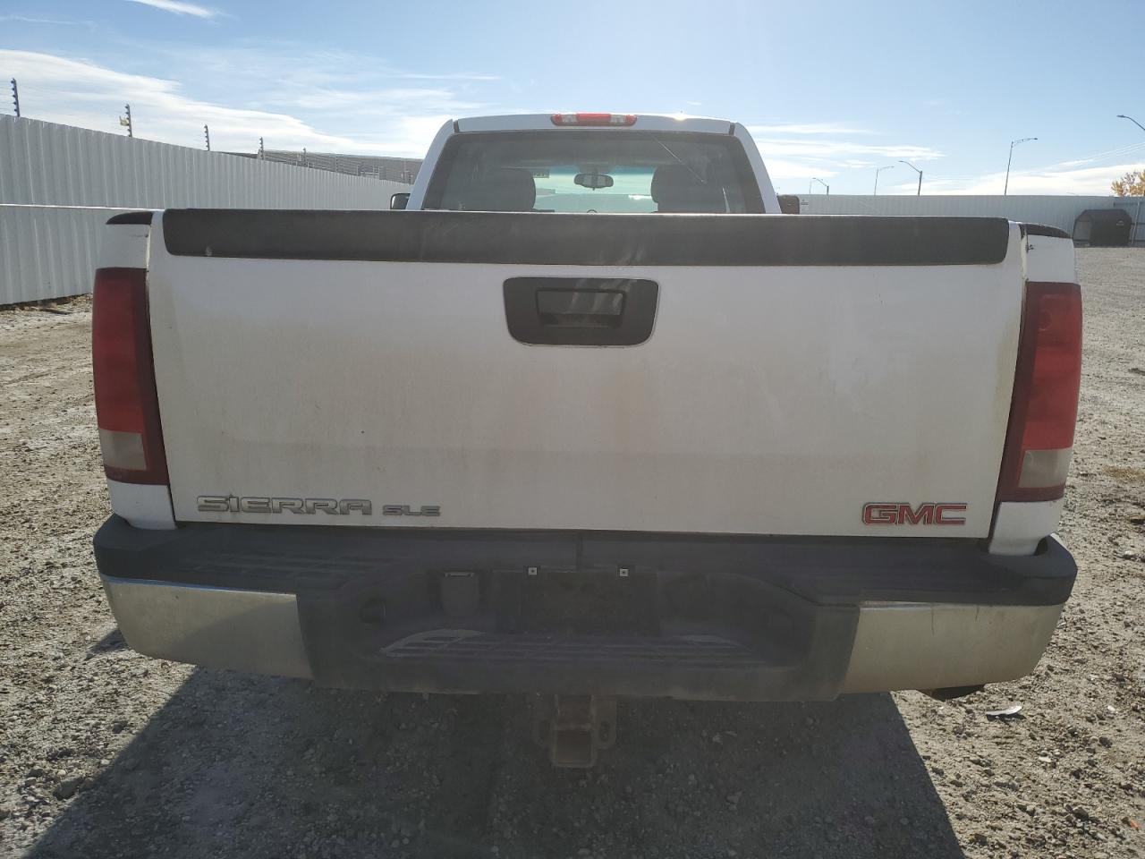 2007 GMC Sierra - Image 6