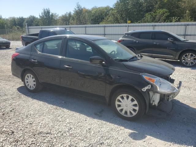  NISSAN VERSA 2019 Чорний